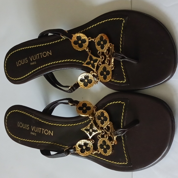Louis Vuitton Shoes - LOUIS VUITTON KITTEN HEEL THONG SANDALS BROWN SIZE 40/10 US